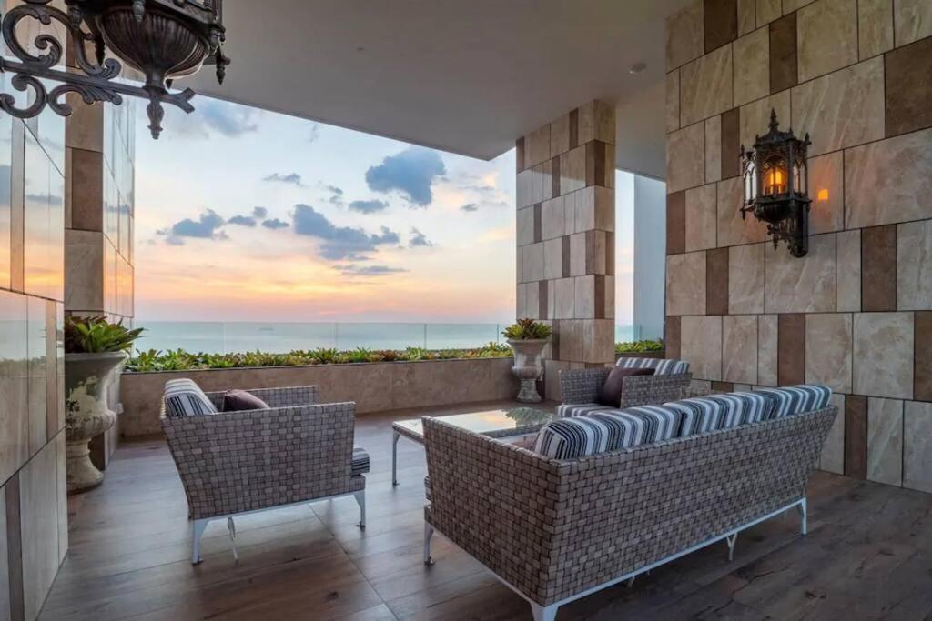 Appartamento The Riviera Jomtien Esterno foto
