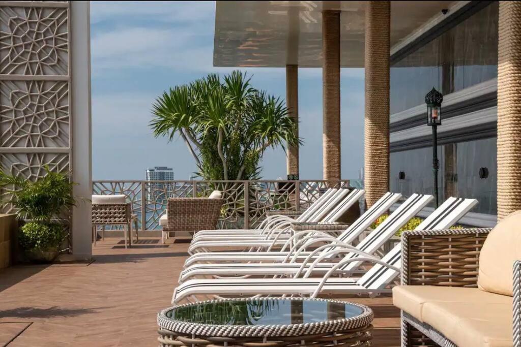 Appartamento The Riviera Jomtien Esterno foto